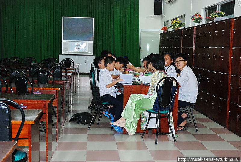 Вечерняя школа Хошимин, Вьетнам