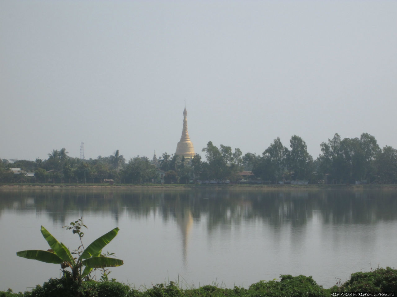 Прогулка по городскому парку Таунгу, Мьянма