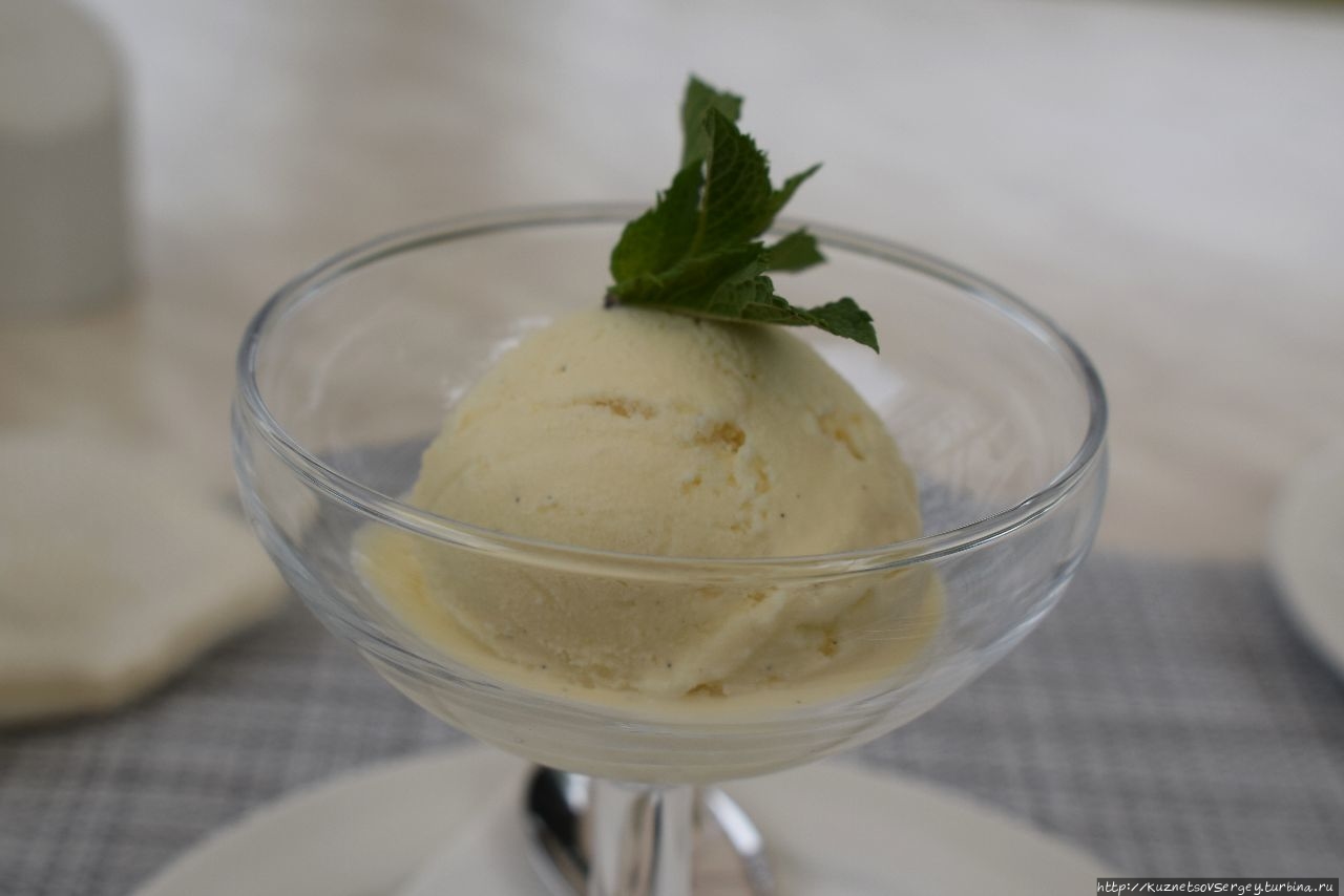 Диалог российского пенсионера и советского студента