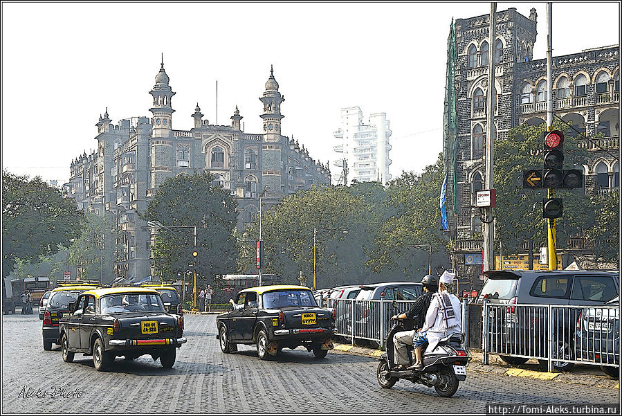 Силуэты башен в дневном мареве...
* Мумбаи, Индия