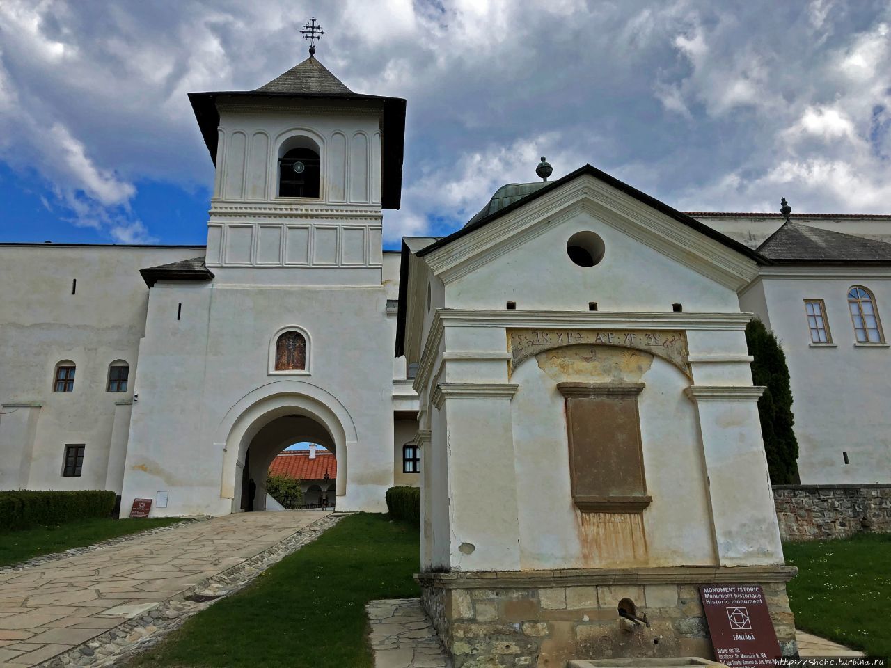 Монастырь Хорезу Романий-де-Жос, Румыния