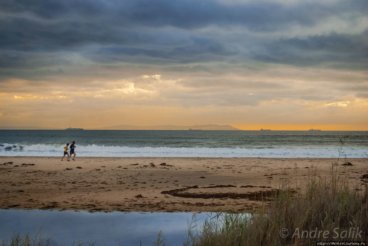Закат и октябрьский океан Тарифа, Испания