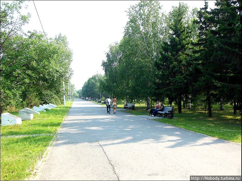 Омские скульптуры, памятники и парки Омск, Россия