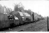 Поврежденный у Мармыжей бронепоезд № 2 «Южноуральский железнодорожник» 38-го дивизиона бронепоездов. 29 июня 1942 года. Фотография роты пропаганды Вермахта (Propagandakompanie der Wehrmacht) (Из Интернета)