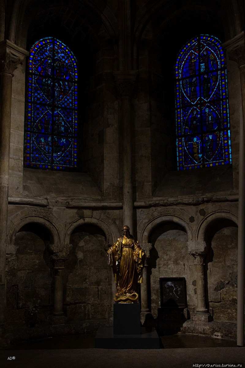 Париж 2018 — Церковь Сен-Жермен-де-Пре Париж, Франция