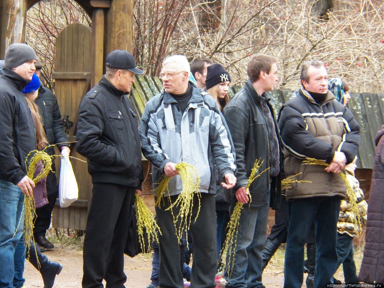 Вербное Воскресенье в Мамаевой Слободе Киев, Украина