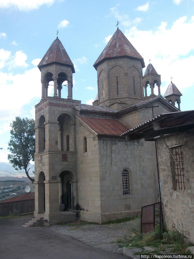 Средневековая армянская церковь