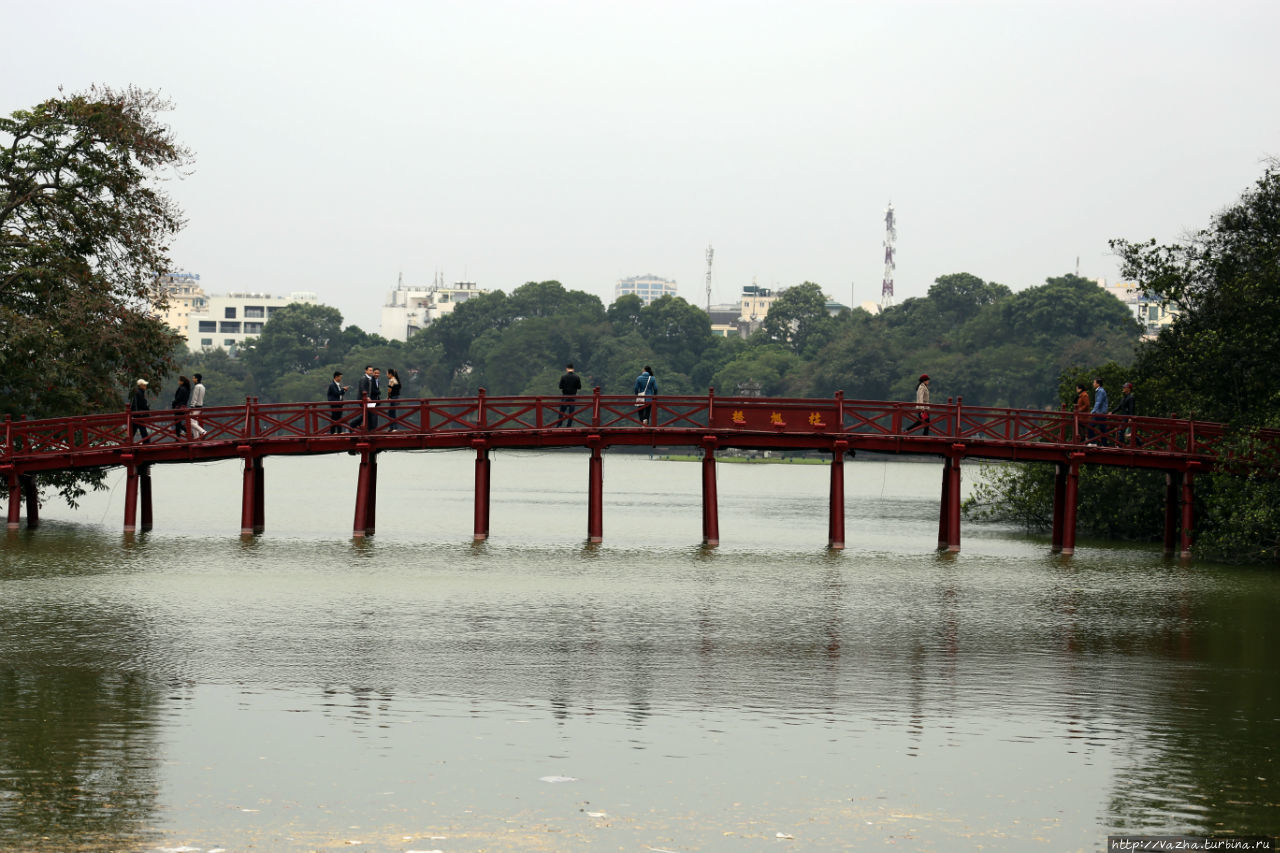 Красный мост Ханой, Вьетнам