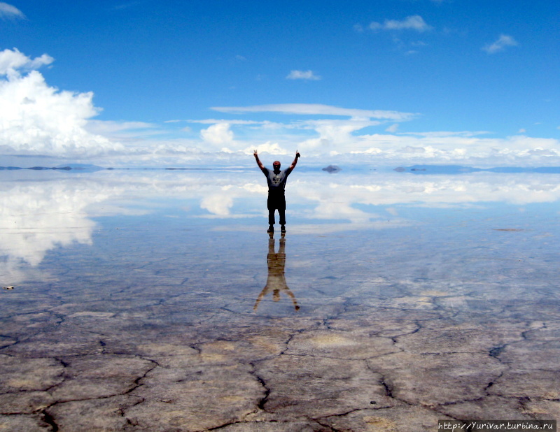 Зеркальная красота боливийского озера Уюни
