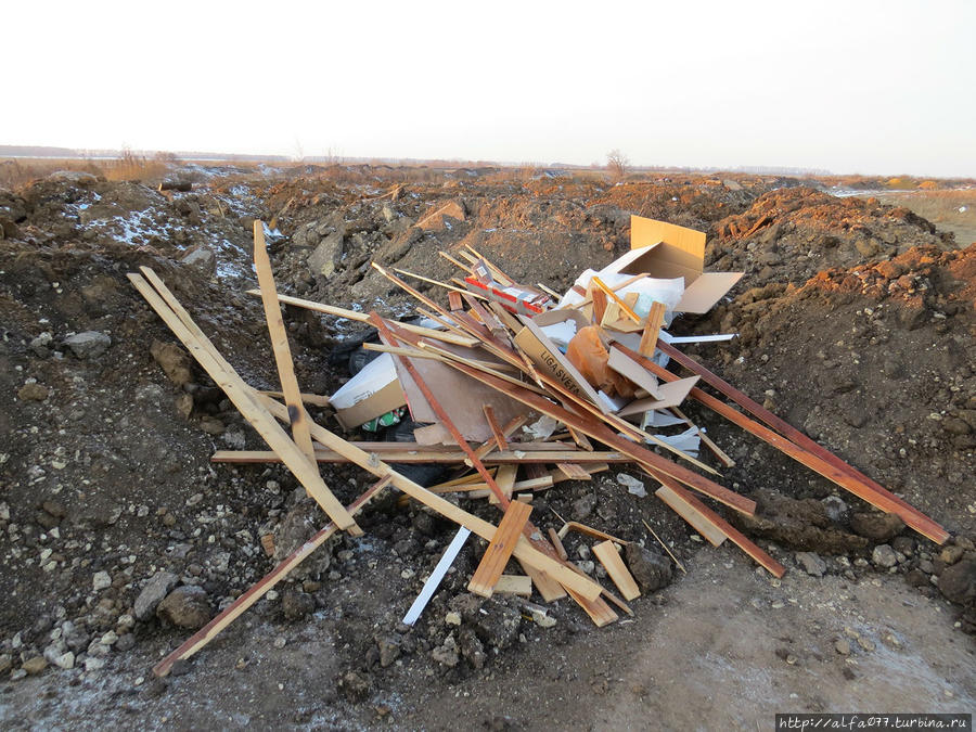 Несанкционированные свалки Елецкого района. Район Чёрная слобода. Липецкая область, Россия