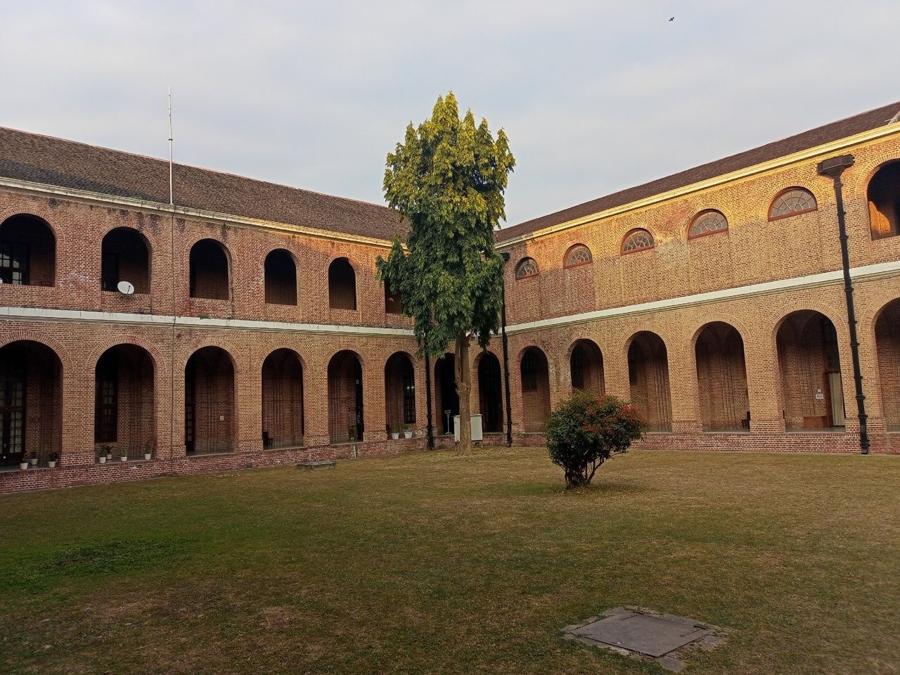 Национальная Лесная Академия Дехрадун, Индия