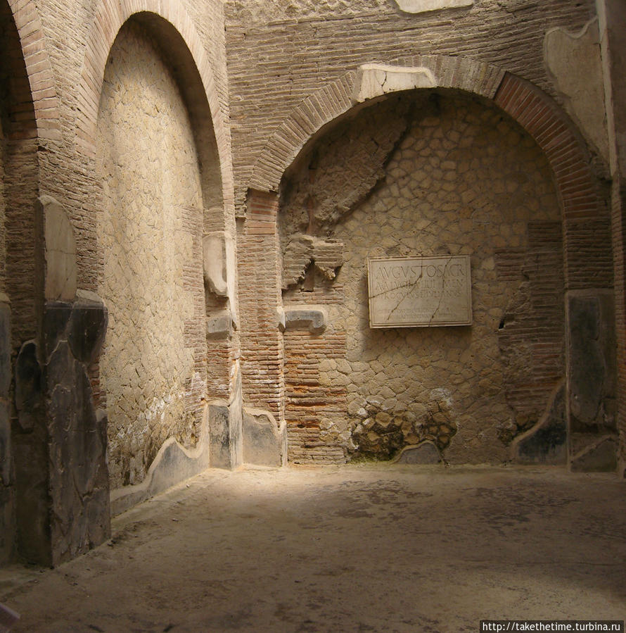 В тени Помпей: Herculaneum Эрколано, Италия