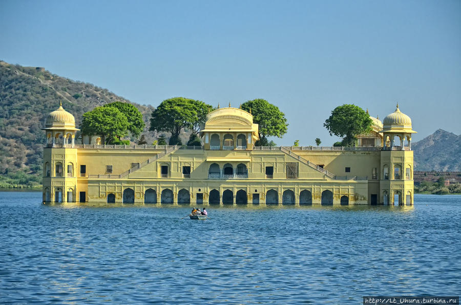 Джайпур. Дворец Джал-Махал Дели, Индия