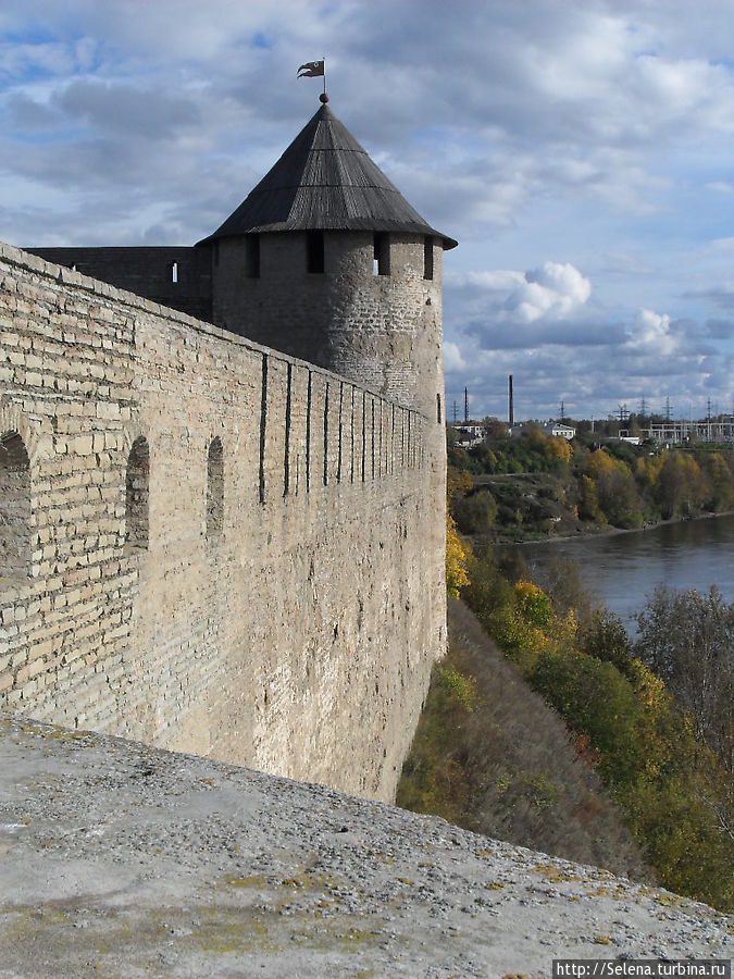 Осенняя прогулка по Ивангородской крепости