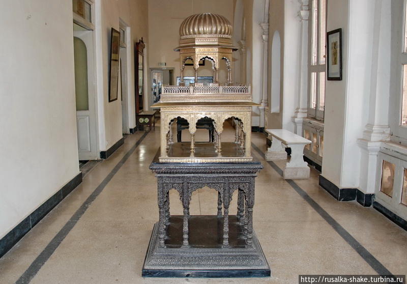 Дворец Махараджи: музеи не люблю, но этот — понравился Гвалиор, Индия