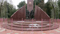 Мемориальный сквер 65-летия Победв в Великой Отечественной войне