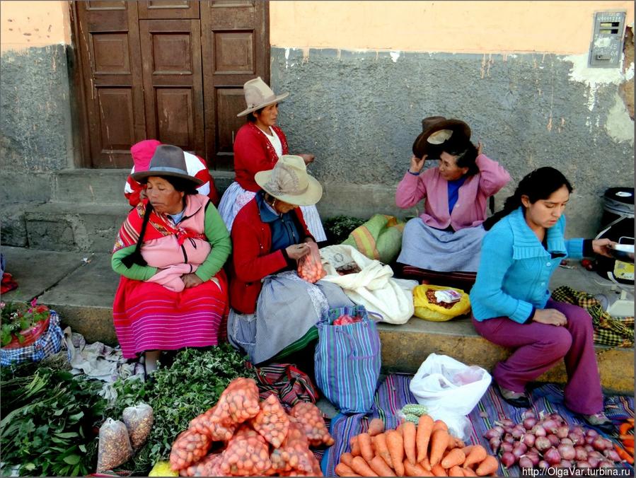 Уличная торговля Уарас, Перу