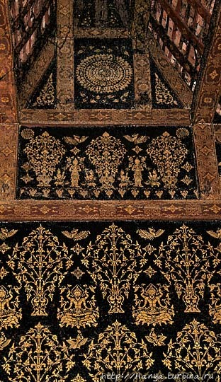 Сим монастыря Сиенгтхонг. Фото из интернета