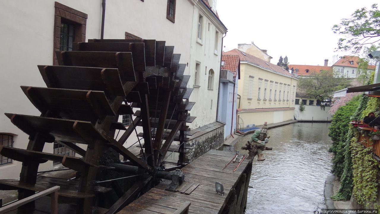 Водяной Кабоурек на Чертовой мельнице Прага, Чехия