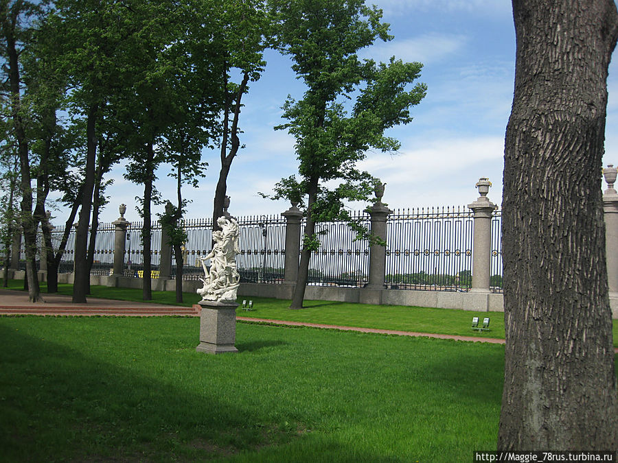 Здесь лучшая в мире стоит из оград Санкт-Петербург, Россия