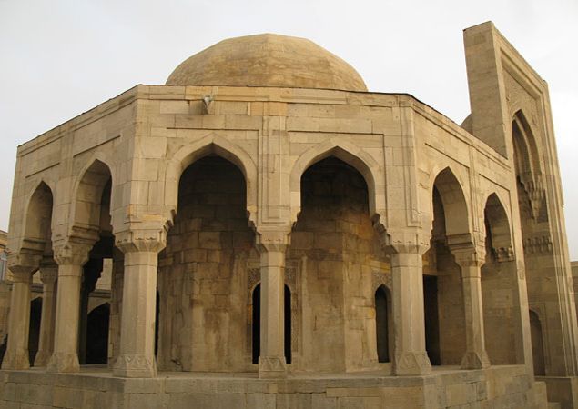 Диванхана при дворце Ширваншахов / Courthouse at the Palace of the Shirvanshahs