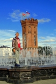 Фонтан и водонапорная башня в центре Красной площади.