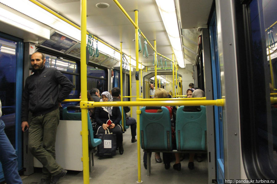 вагон метро в Бурсе Бурса, Турция