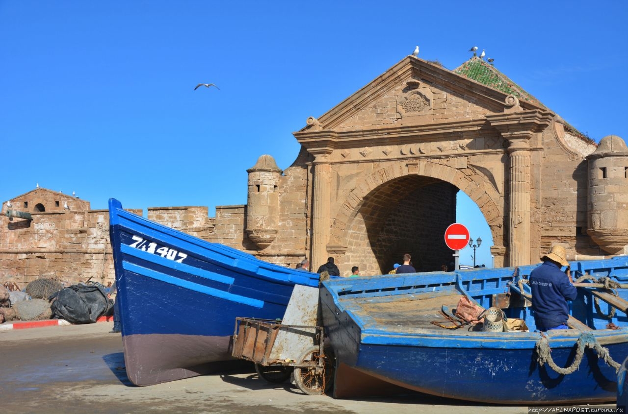 Порт и набережная Эссуэйры Эссуэйра, Марокко