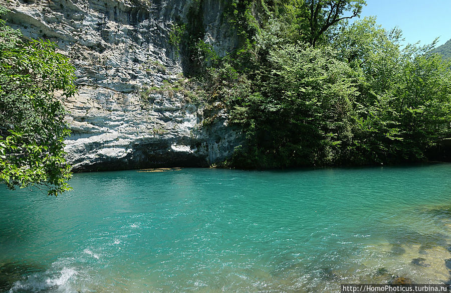 Голубое Озеро Бзыбь, Абхазия