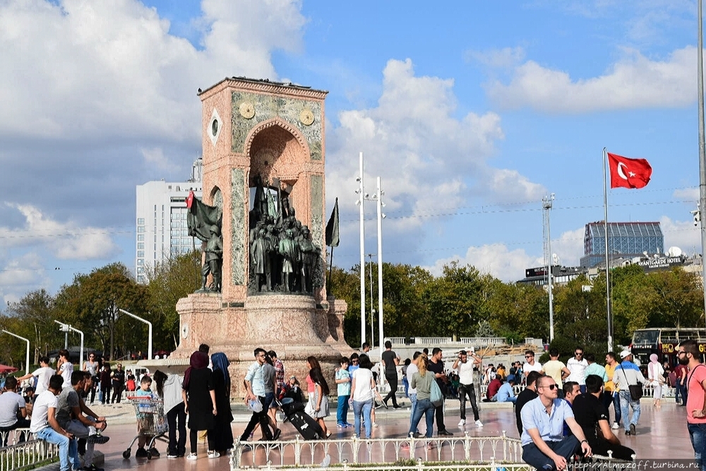 Площадь Таксим Стамбул, Турция