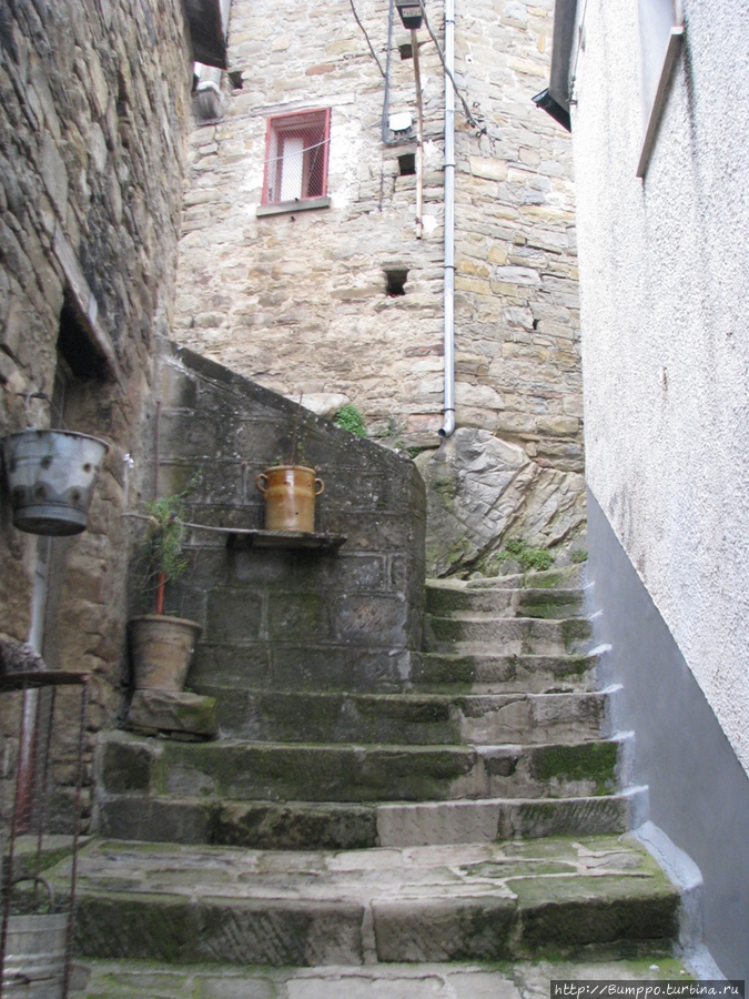 Лестницы Рабаты Пьетрапертоза, Италия