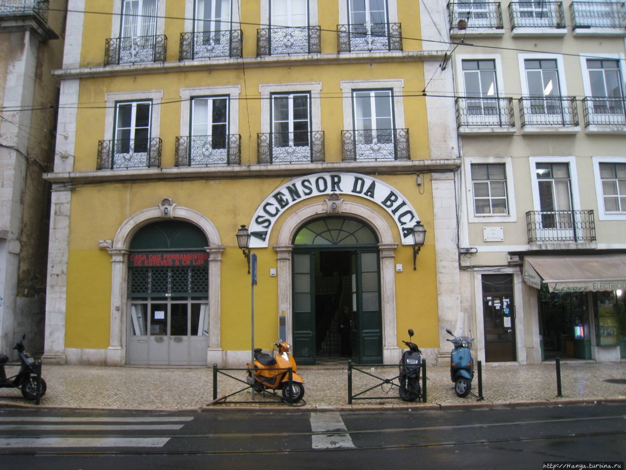 Фуникулер Elevador da Bica Лиссабон, Португалия