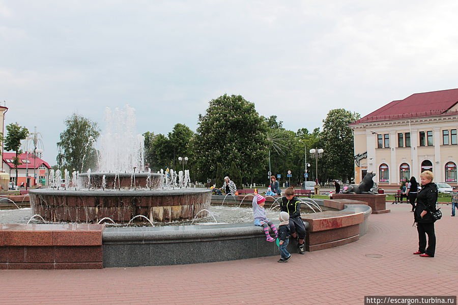 Ну и конечно фонтан... Волковыск, Беларусь