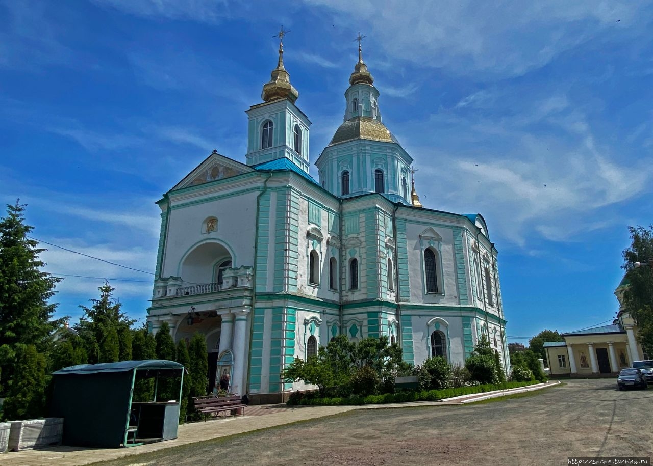 Казацкое барокко. Покровский кафедральный собор в Ахтырке