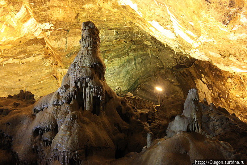 Сталактиты пещеры Али-Садр Хамадан, Иран