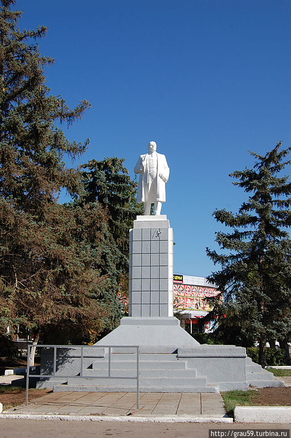 Памятник Ленину Энгельс, Россия