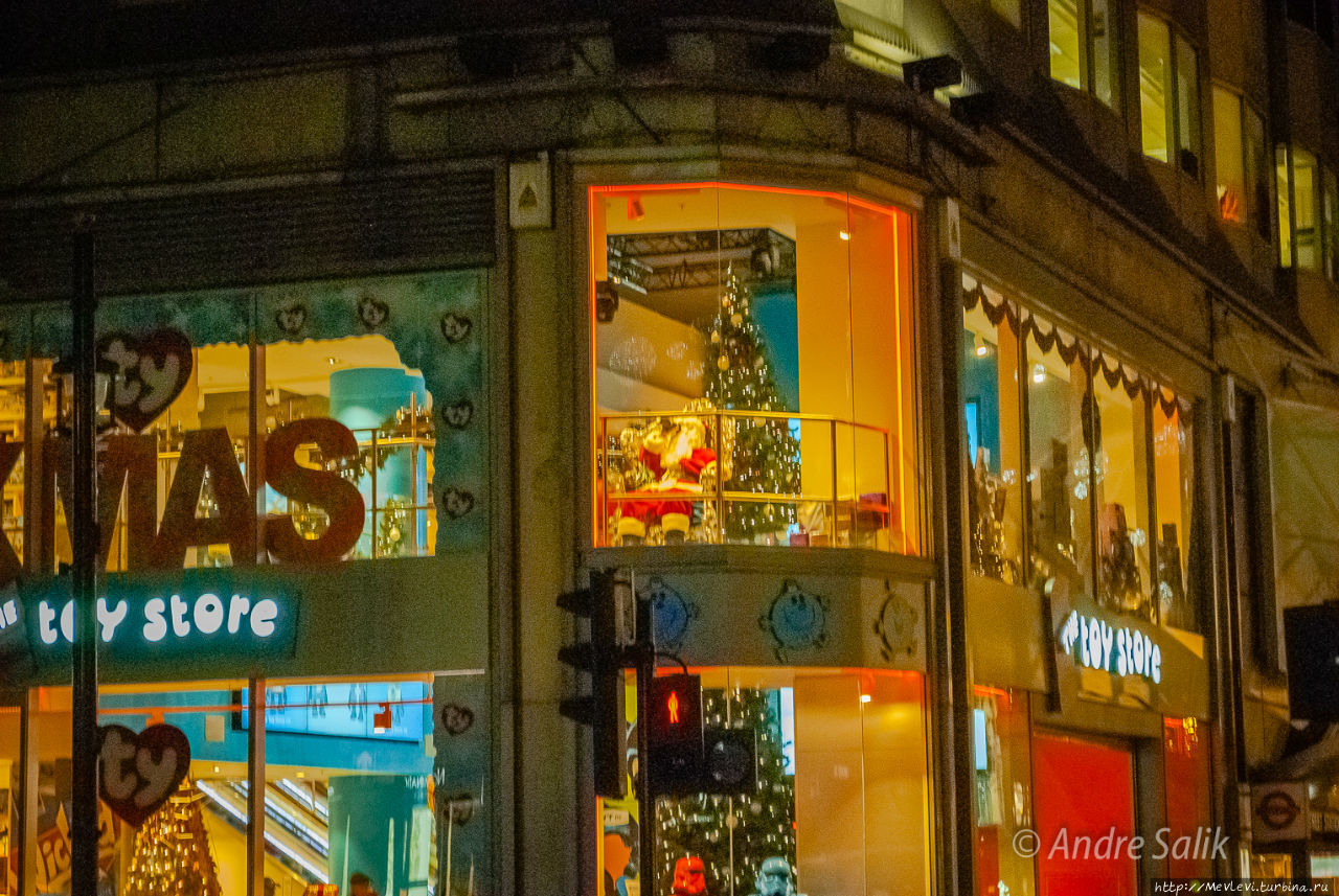 Ночной рождественский Лондон Лондон, Великобритания