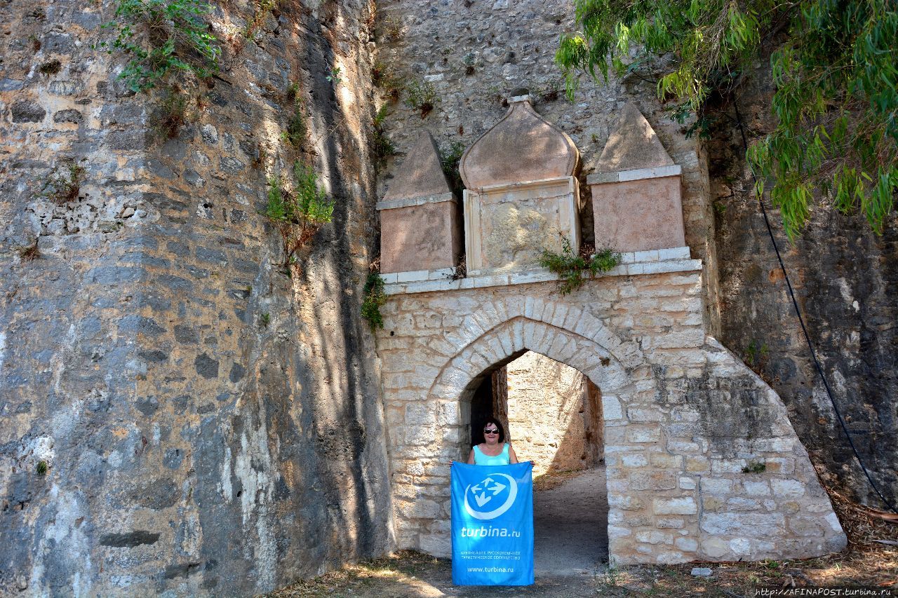 Остров Лефкас. Крепость и храм Святой Мавры Лефкада, остров Лефкас, Греция