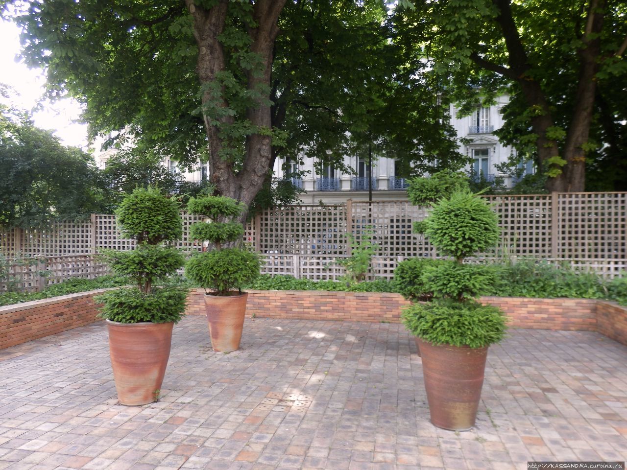 Средневековый сад  Клюни. Огород в Париже Париж, Франция