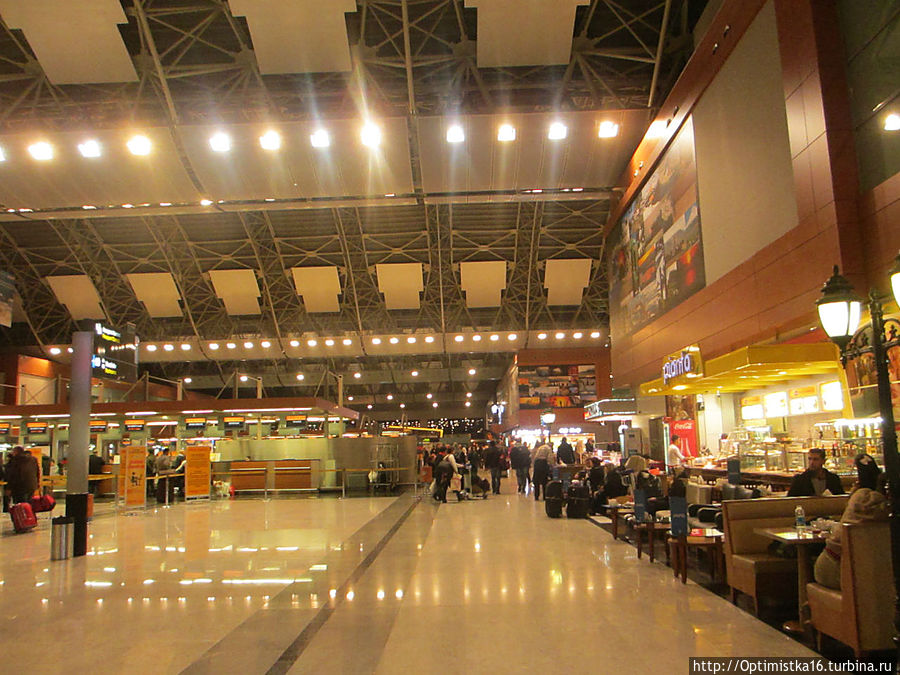 Аэропорт Сабихи Гёкчен — место, где можно скоротать время Стамбул, Турция