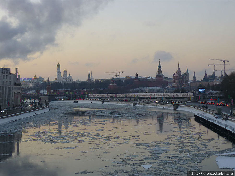 Москва под ясным небом Москва, Россия