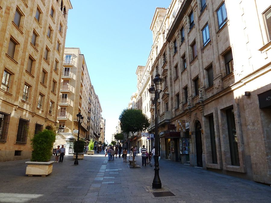 Улица Самора Саламанка, Испания