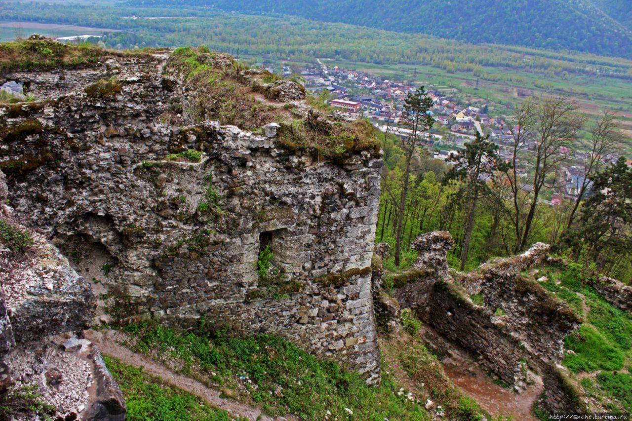 Хустский замок Хуст, Украина