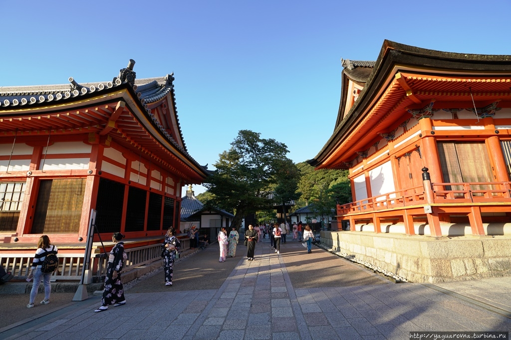 Киёмидзу-дэра Киото, Япония Киёмидзу-дэра Киото, Япония