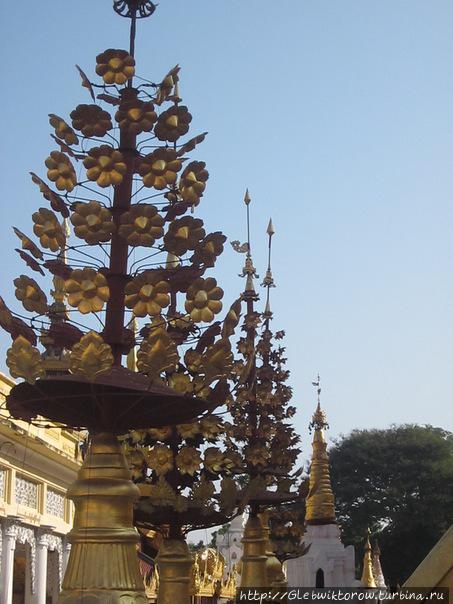 Shwezigon Pagoda Баган, Мьянма