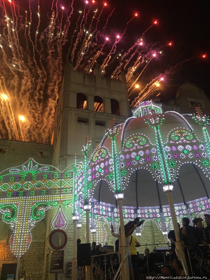 Католический праздник Festa Maggiore di Terlizzi Терлицци, Италия