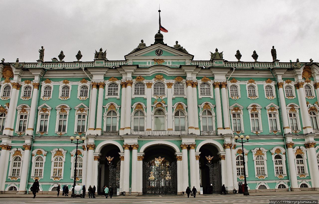 Зимний дворец и Эрмитаж в 1917 году Санкт-Петербург, Россия
