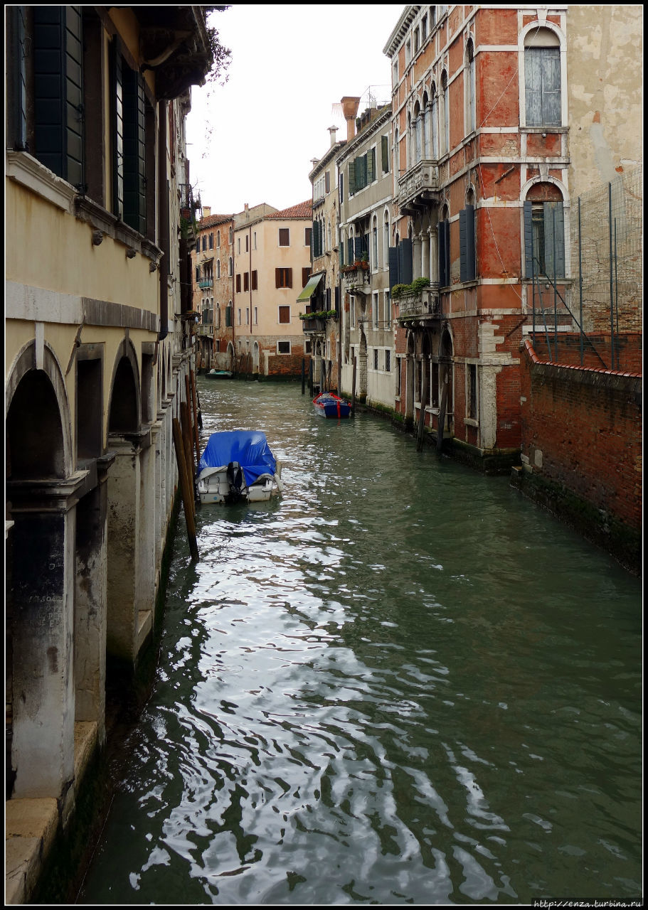 Необязательная Венеция 3. От Сан-Дзаниполо до кампо Джезуати Венеция, Италия