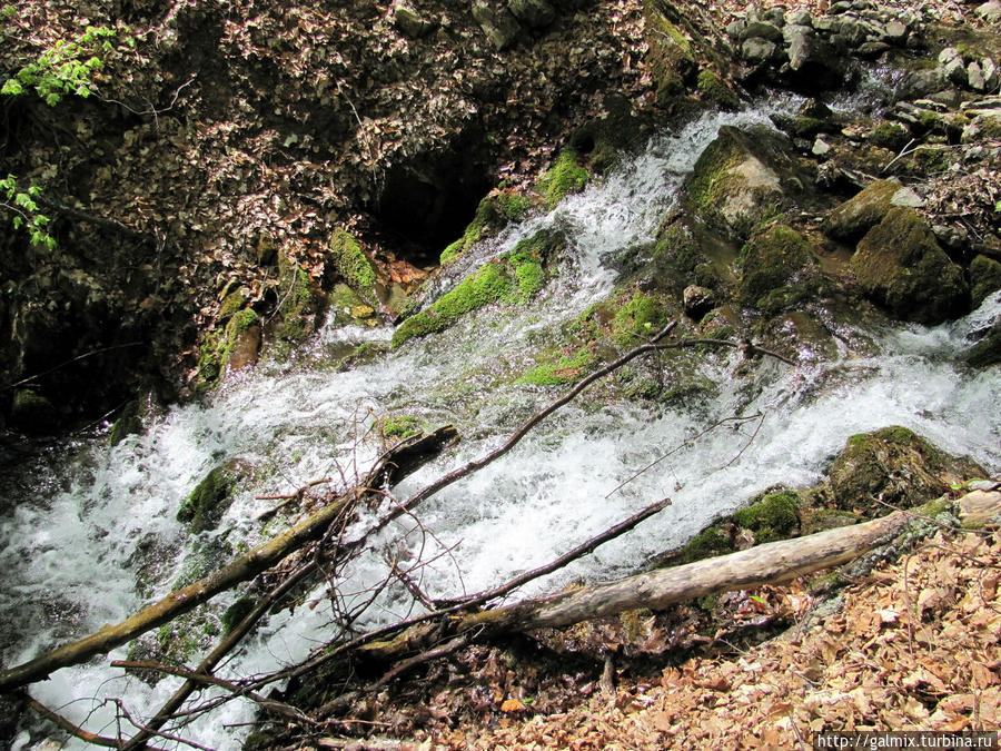 Водопад Головкинского в ущелье Яман-Дере Алушта, Россия