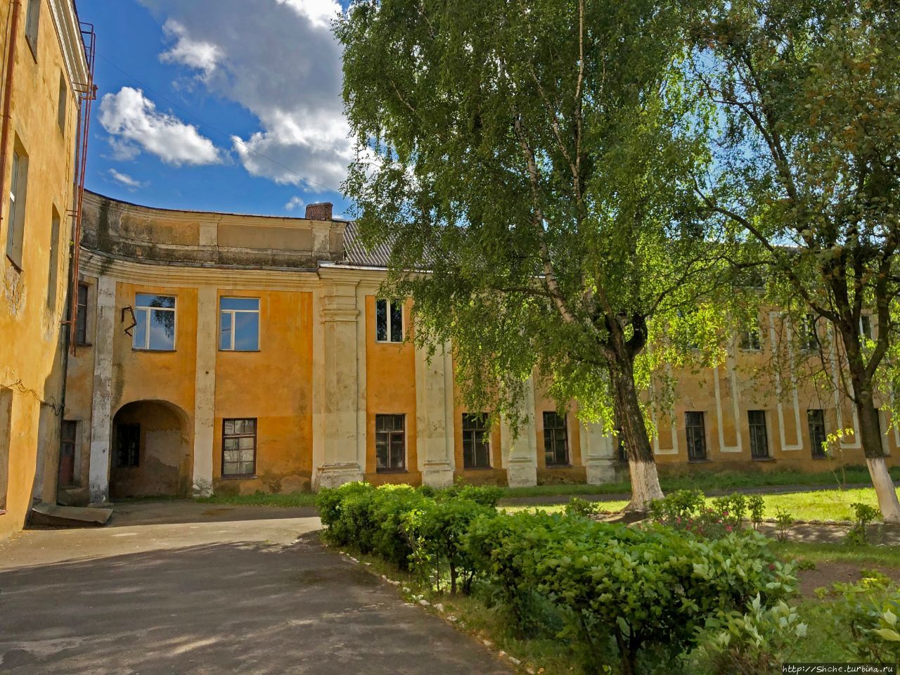 Олыцкий замок Радзивиллов Олыка, Украина